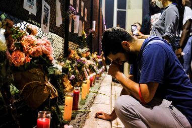 Desabamento de prédio em Miami