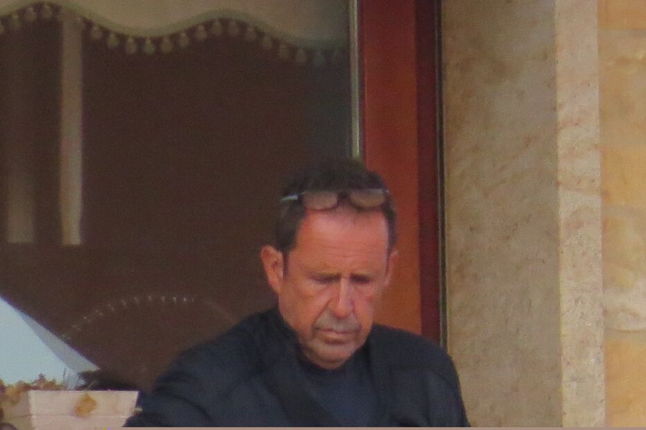 Miguel Cintra estava em prisão domiciliária numa casa em Lisboa e foi agora internado