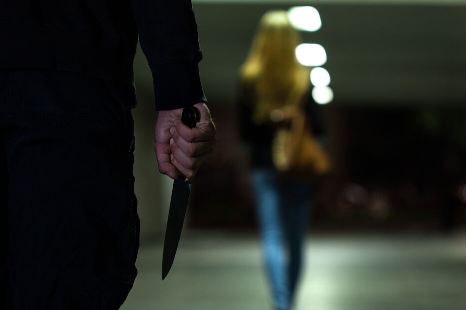 Homem usou uma faca no crime)