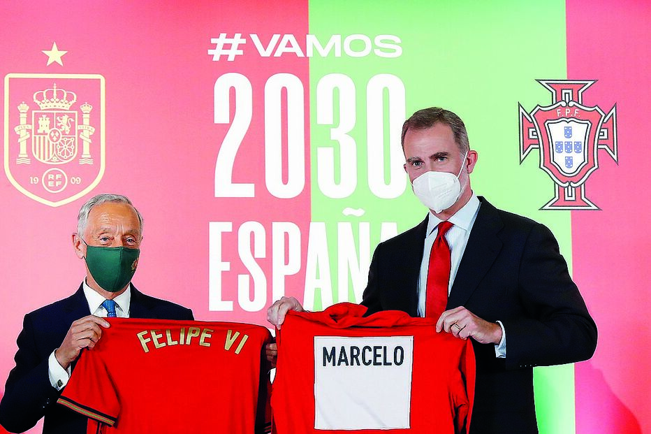 Marcelo e Felipe VI trocaram camisolas 