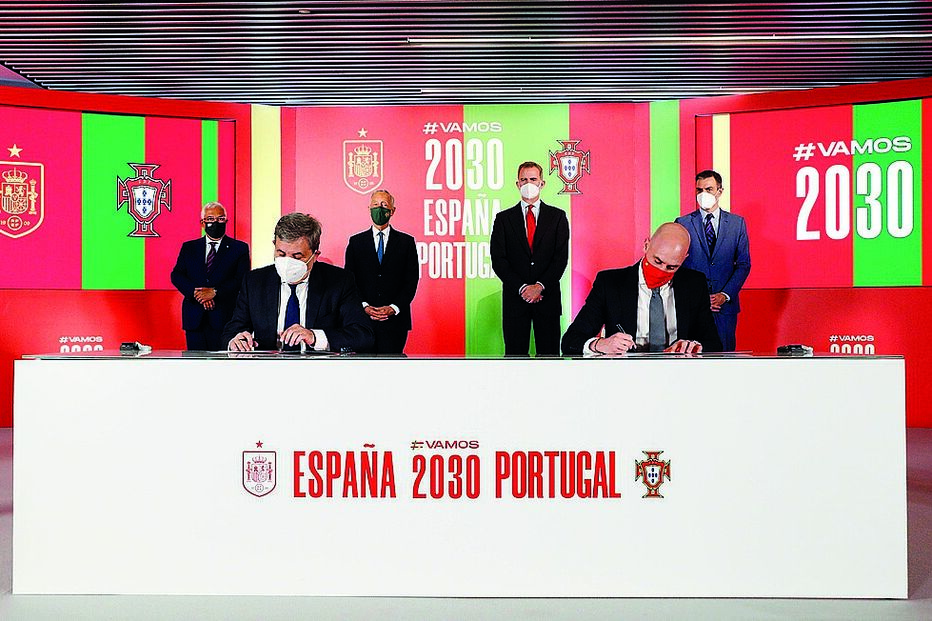 Acordo com apoio ao mais alto nível. Com chefes de Estado e de Governo