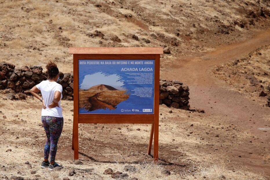 Percurso por antigo vulcão leva turismo de caminhadas à ilha cabo-verdiana de Santiago