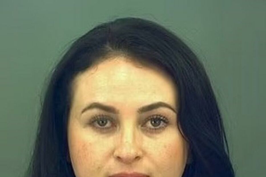 Casey fingiu ser a filha de 13 anos