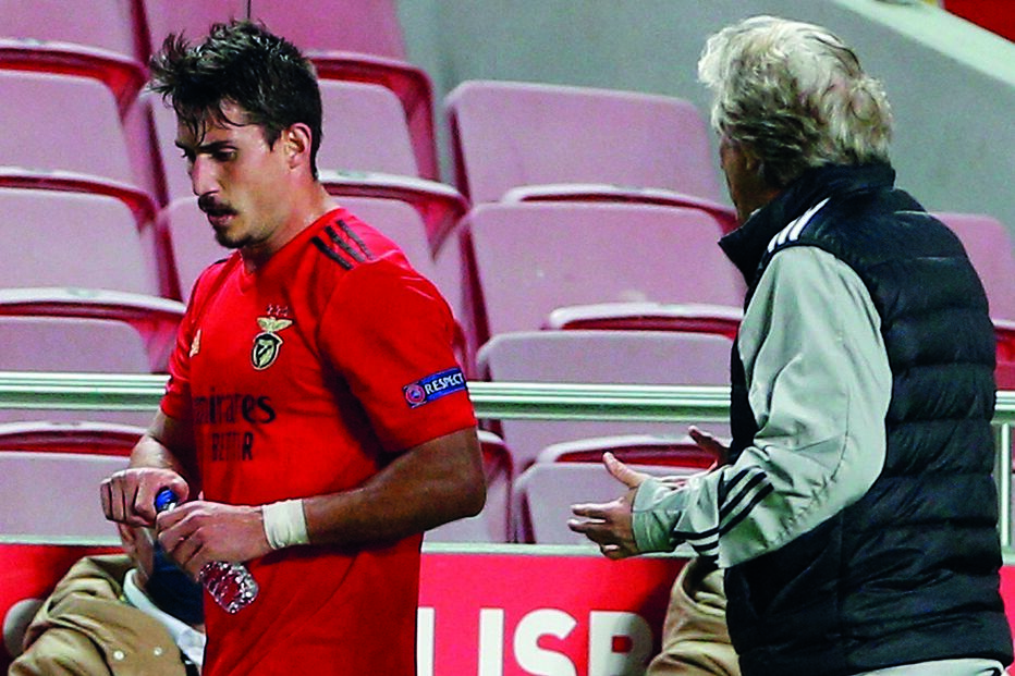 Gabriel não cabe na versão 2021/22 da equipa de Jorge Jesus e está de saída do Benfica