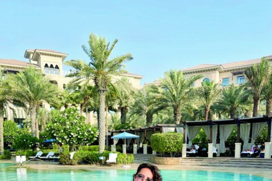 Sofia Ribeiro a apanhar sol  