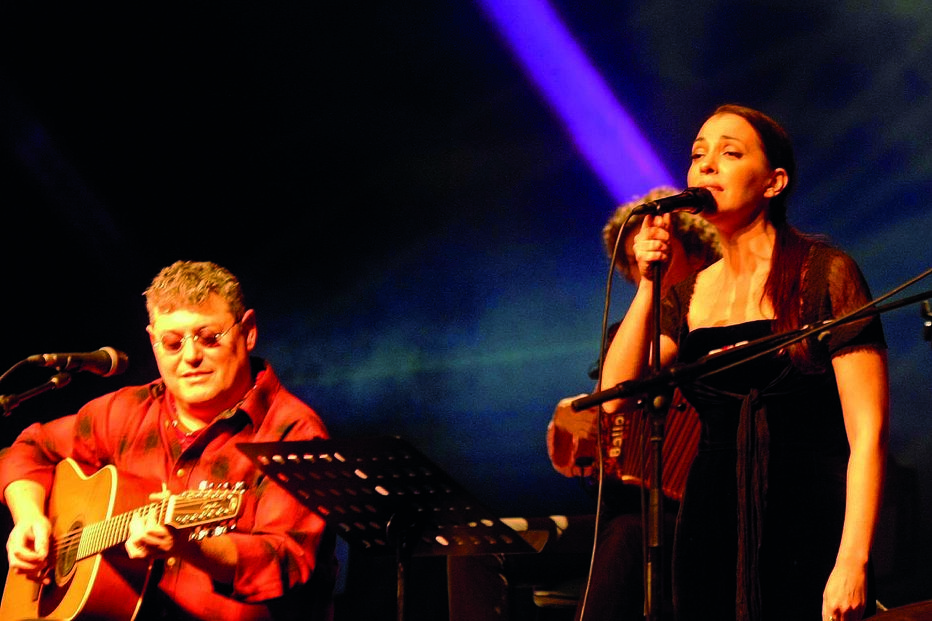 Tim vai subir ao palco da Festa do Avante! com Teresa Salgueiro 