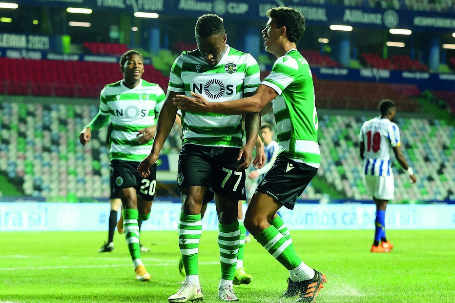 Plata, Jovane e Matheus Nunes (da esq. para a dir.) podem ser vendidos no próximo mercado