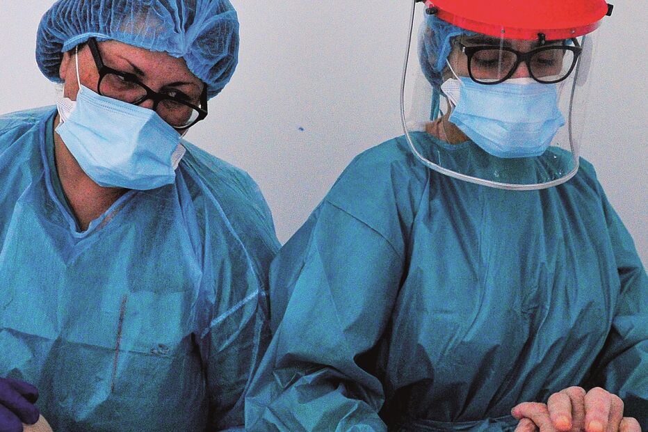 Doentes em Cuidados Intensivos subiram de 13 para 32 num mês, na região de Lisboa e Vale do Tejo