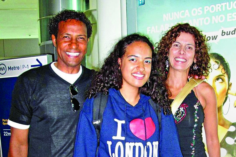 Neno com  a filha, Juliana, e a mulher,  Simone  