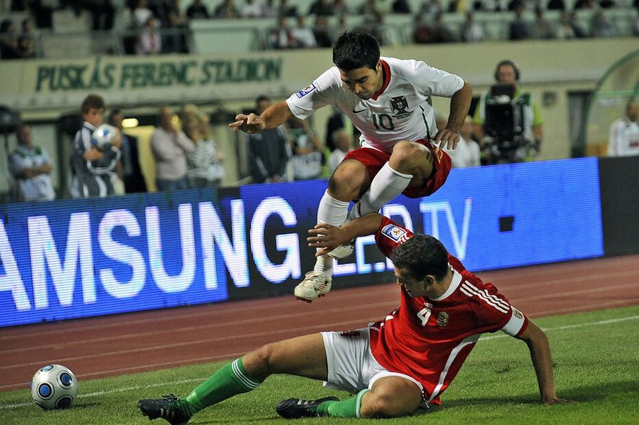 Portugal ganhou à Hungria no apuramento para o Mundial 2010