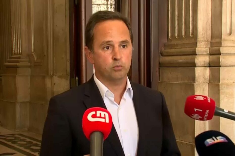 Câmara de Lisboa ignora lei de 2018 que já proibia a partilha de dados feita com embaixada da Rússia