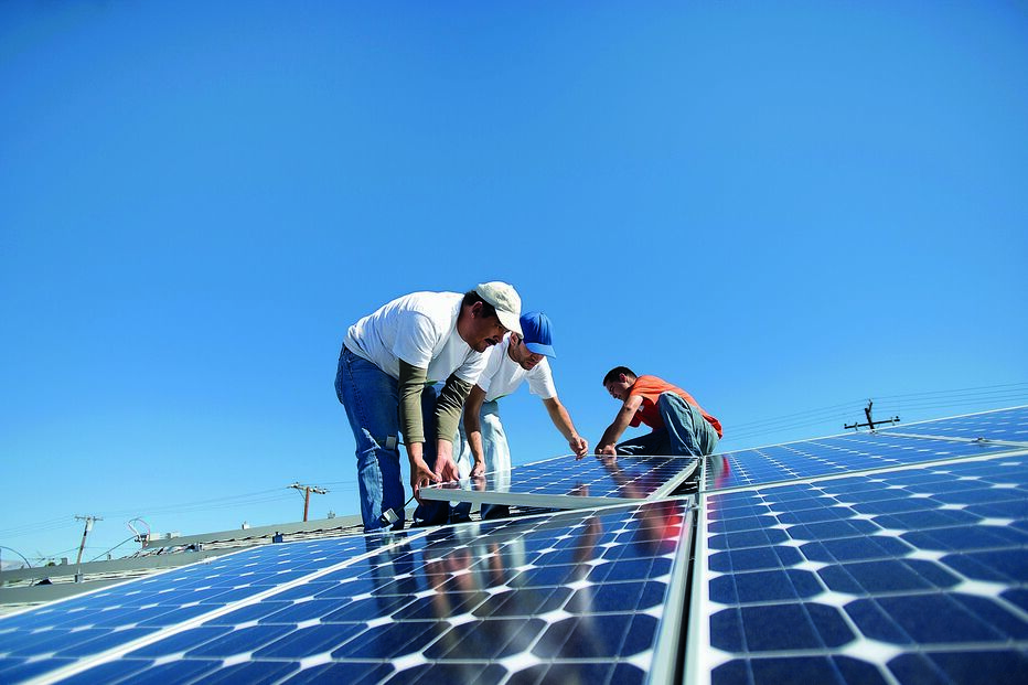 Até 2050, Portugal pretende que metade da produção elétrica do território nacional provenha de fonte solar