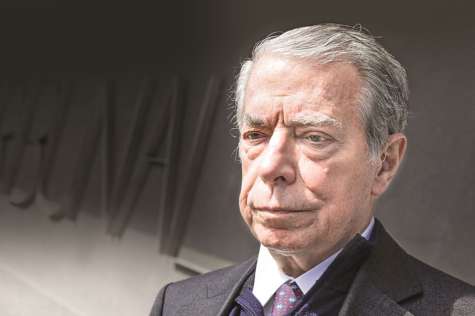 Processo que envolve o ex-patrão do Banco Espírito Santo diz respeito a três transferências de dinheiro. Ex-banqueiro apresentou uma contestação de 150 páginas