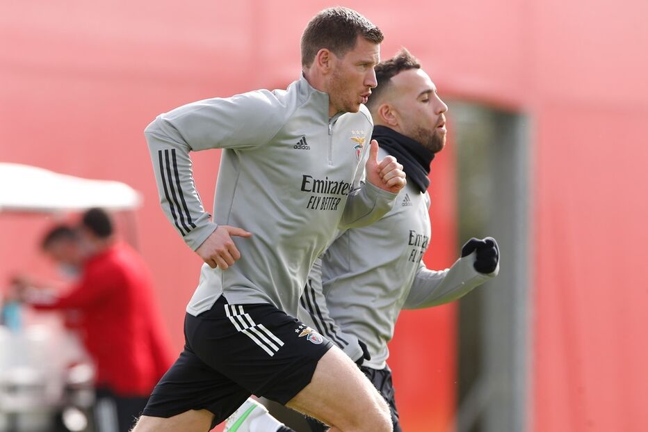Vertonghen e Otamendi