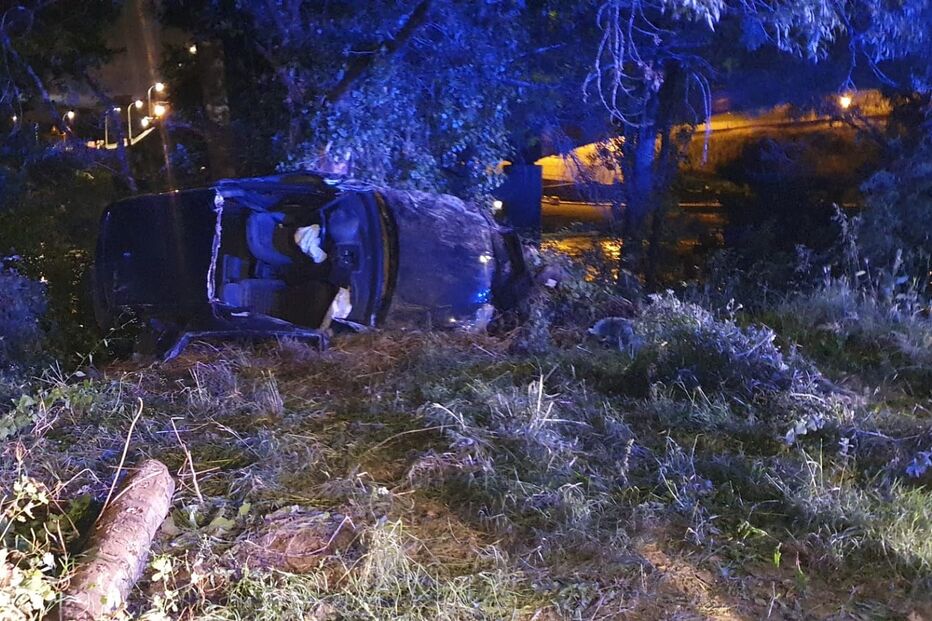 Despiste deixa três jovens feridos em Monção