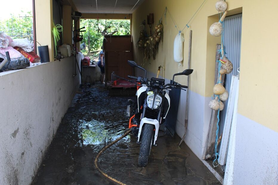 Mau tempo destrói e inunda no Norte e Centro do País