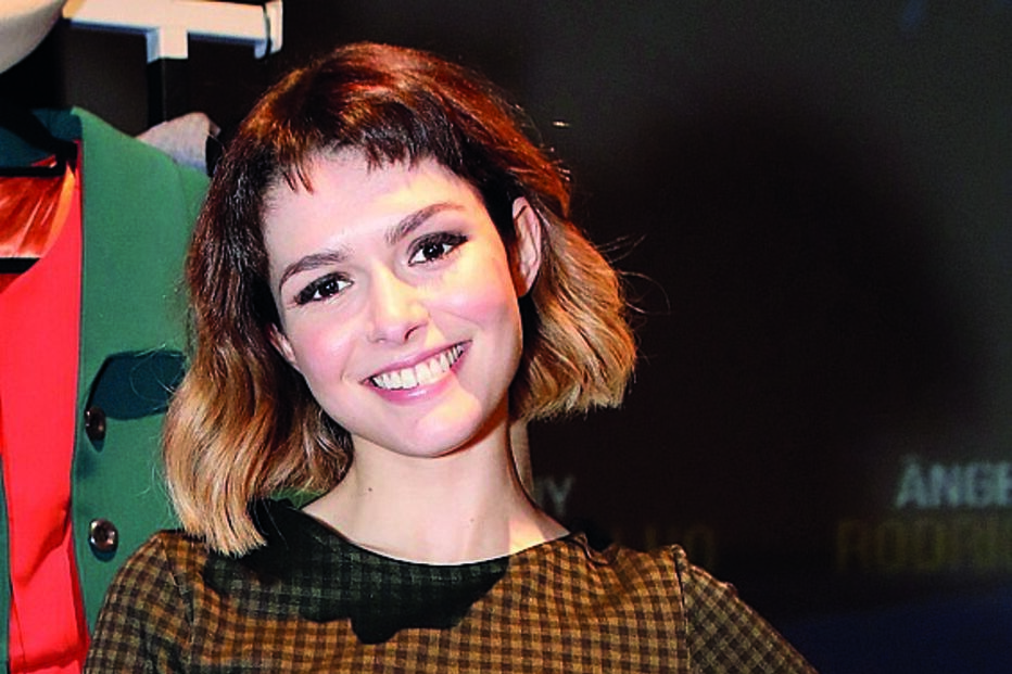 Beatriz Barosa apaixonou-se por ator nos bastidores de ‘Festa é Festa’ 