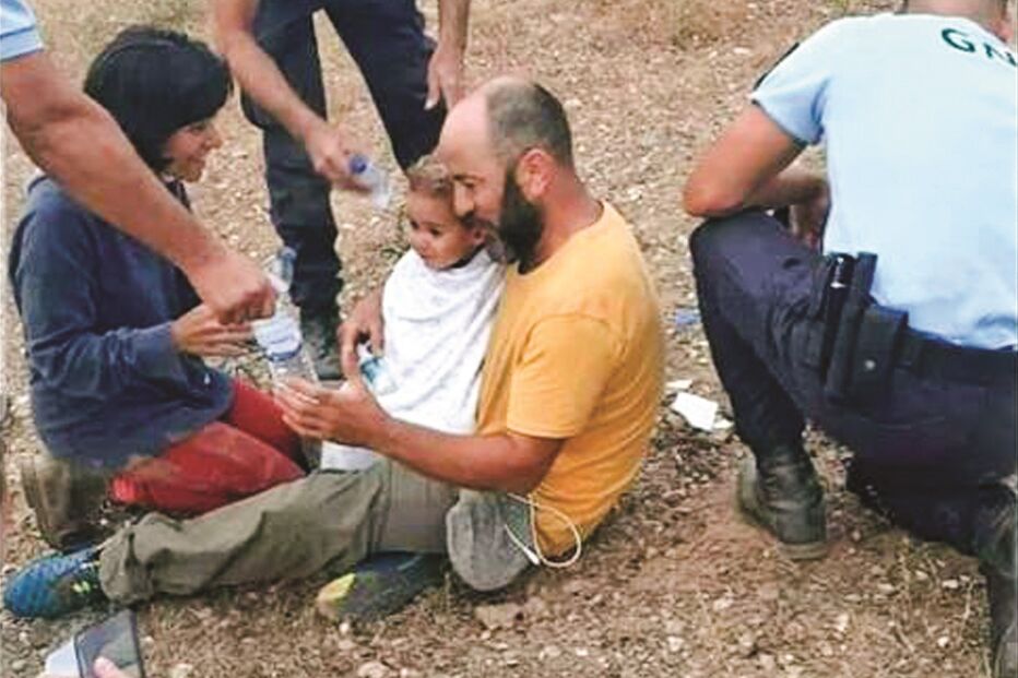 Momento em que o menino é reunido com o pai