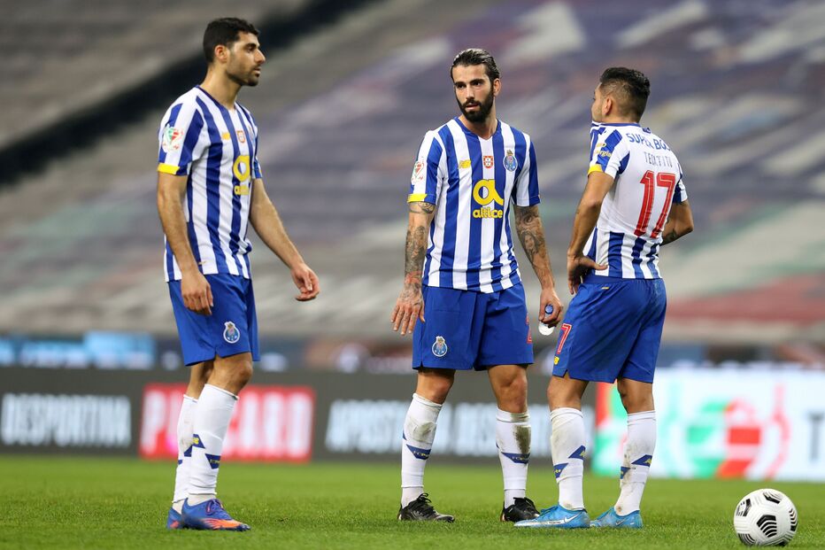 Sérgio Oliveira e Corona são dos jogadores portistas com mais mercado