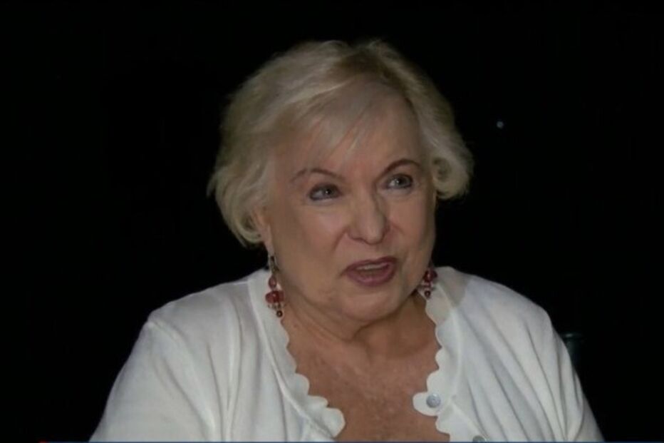 Julia ficou em choque ao descobrir conta milionária