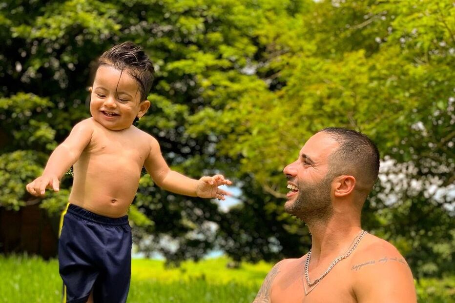 Cláudio Viana e o filho Benjamín
