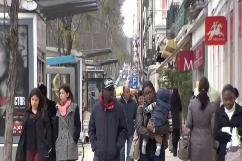 Pandemia atira 400 mil portugueses para baixo do limiar da pobreza mas faz nascer mais 19 mil milionários