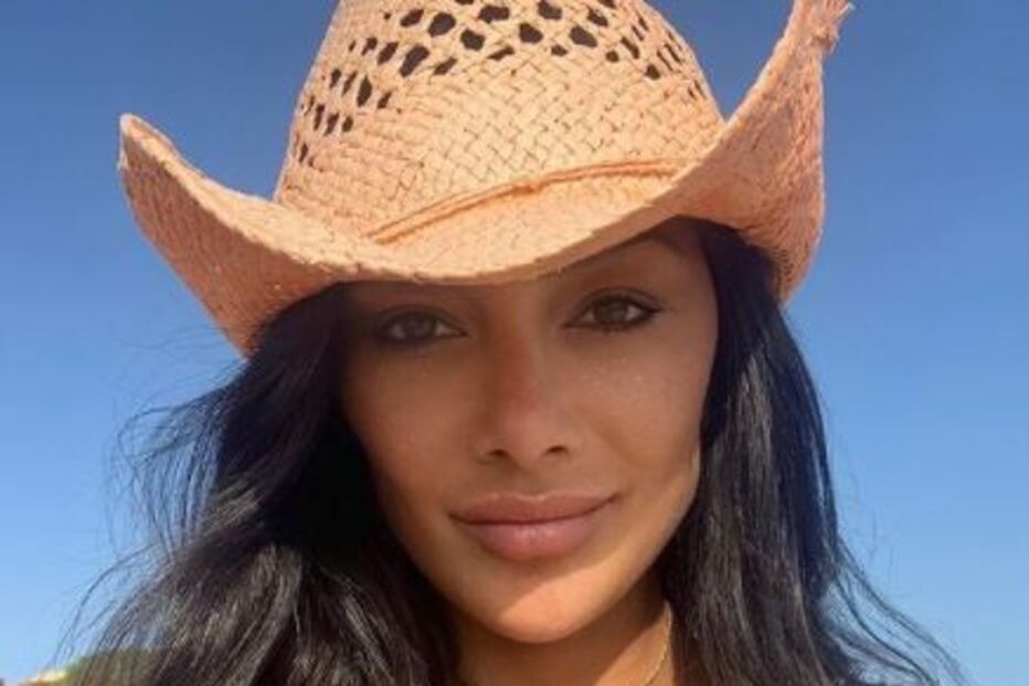 Nicole Scherzinger está de férias em Portugal