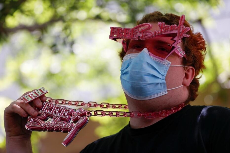 Muitos fãs mobilizaram-se com uma campanha online sob o slogan 