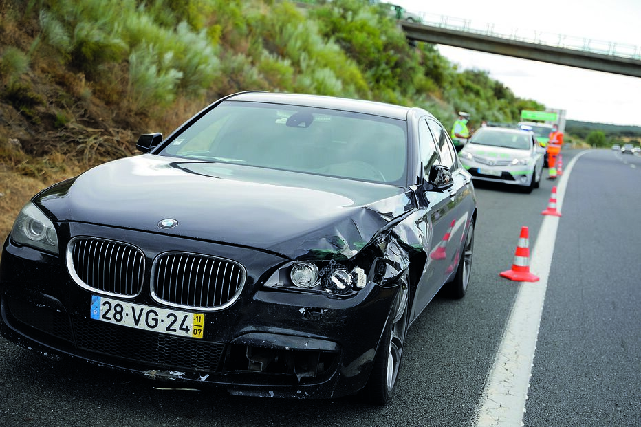 Carro do ministro Eduardo Cabrita que matou homem em acidente era de traficante de droga