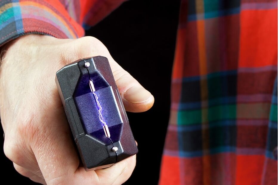 taser, arma