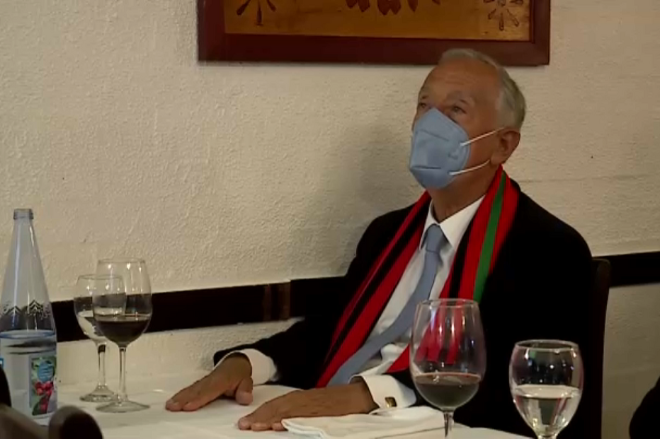 Marcelo Rebelo de Sousa assiste ao jogo Bélgica-Portugal