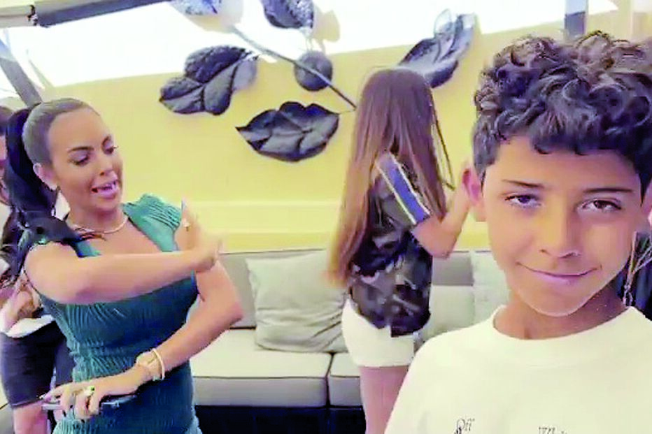 Georgina Rodríguez com  Cristianinho