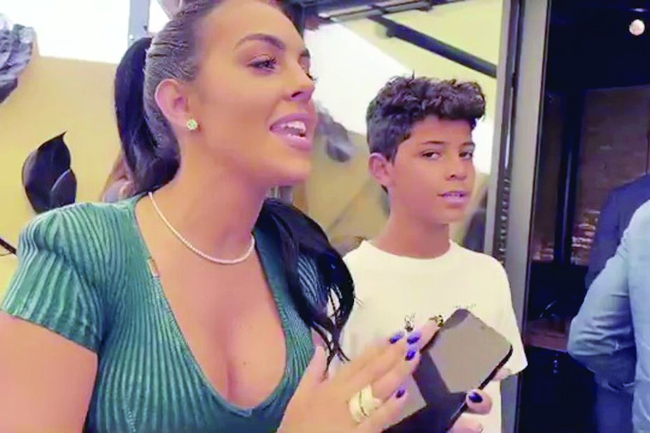 Georgina Rodríguez com  Cristianinho