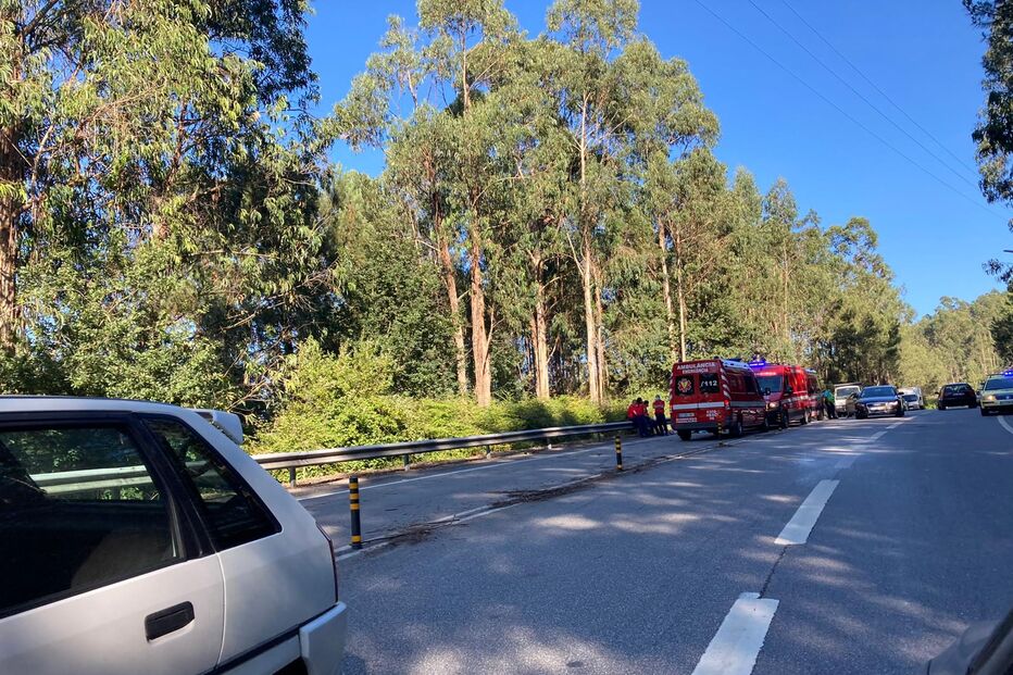 Colisão entre mota e carro mata motociclista em Famalicão