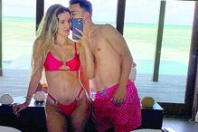 Pedro Gonçalves com a namorada, nas Maldivas