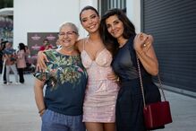Carolina Carvalho com a mãe e a avó