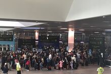 Greve do SEF provoca longas filas no Aeroporto de Lisboa