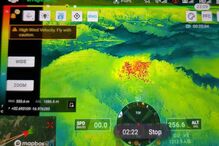 Drones da Forças Armadas detetaram, na madrugada desta quarta-feira, na ilha da Madeira, dois focos de incêndios florestais