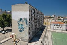 Neemias Queta, o primeiro português na NBA. já foi eternizado num mural de um prédio no Vale da Amoreira