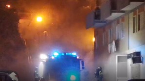 Reação química em armazém de produtos de cabeleireiro mobiliza bombeiros em Lisboa