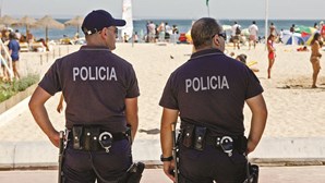 Ladrão das praias caçado em Oeiras pela PSP