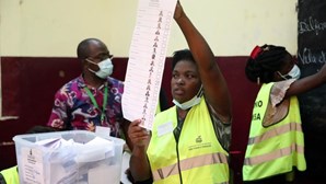 Partido mais votado em São Tomé considera demora na divulgação dos dados  "muito grave" 