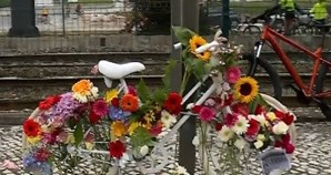 Ciclistas prestam vigília em homenagem à ciclista grávida que morreu atropelada em vários pontos do País