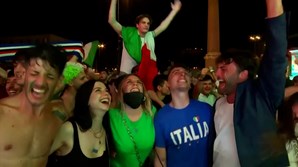 Ruas de Roma enchem-se para celebrar vitória italiana no Euro 2020