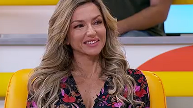 Raquel Henriques fez um rejuvenescimento facial e revela cuidados com a pele: 