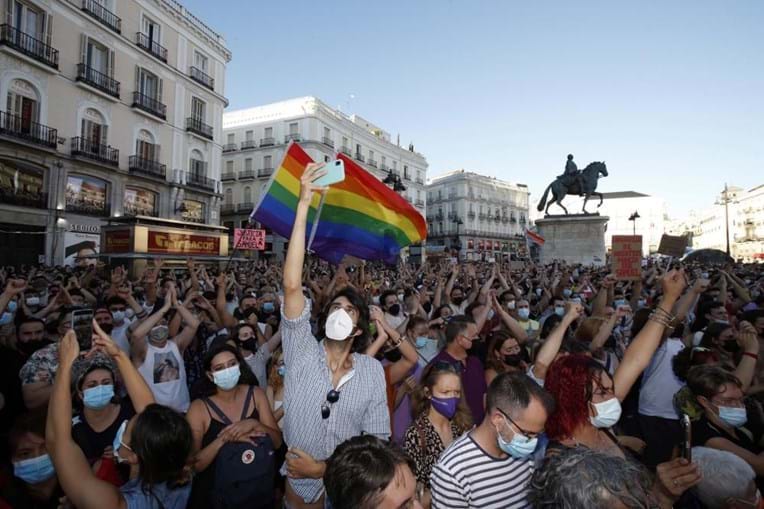 Protestos em toda a Espanha após Samuel ser espancado até à morte