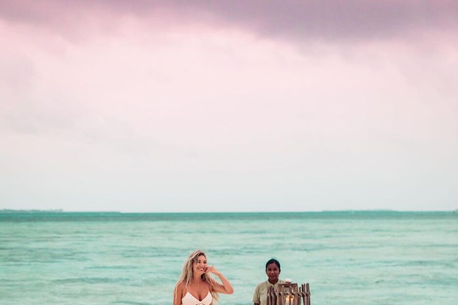 João Cancelo pediu a namorada em casamento