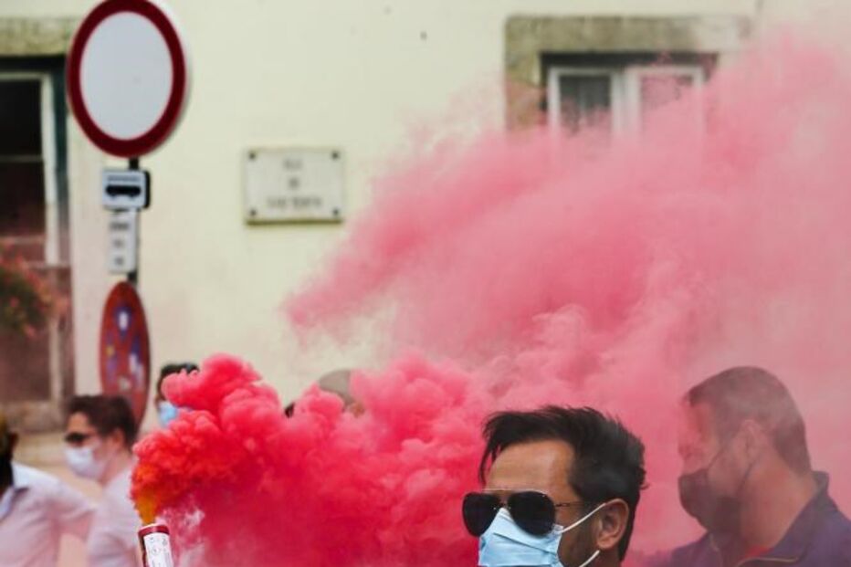 Empresários de diversão noturna e restauração manifestam-se em Lisboa por mais apoios 