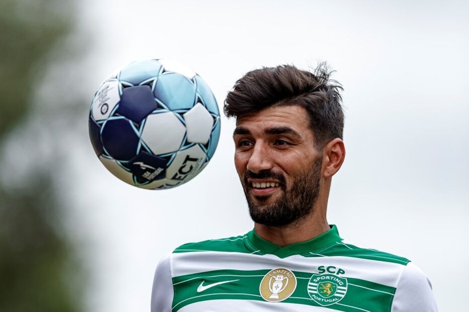 /fotosgeral/Fotos/2-39638946 (10424428) (Milenium)