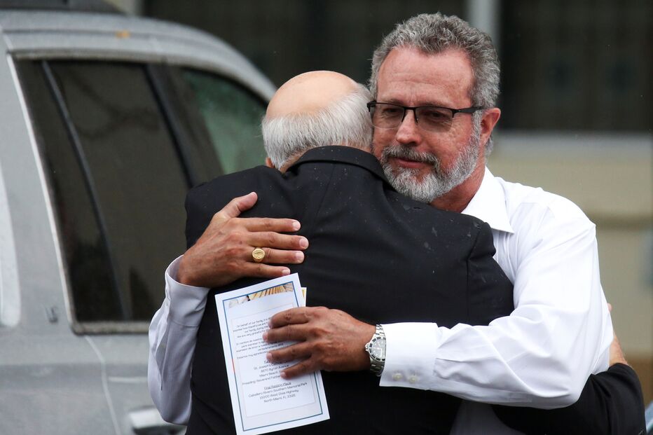 Marcus Guara, a mulher Ana e as duas filhas, Lucia e Emma, de 10 e 4 anos, respetivamente, foram homenageados por familiares e amigos